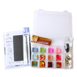 日本紐釦貿易 Nippon Chuko NBK つまみ細工材料&道具セット 専用ケース付き マルチカラー S54-BOX4 日本紐釦貿易